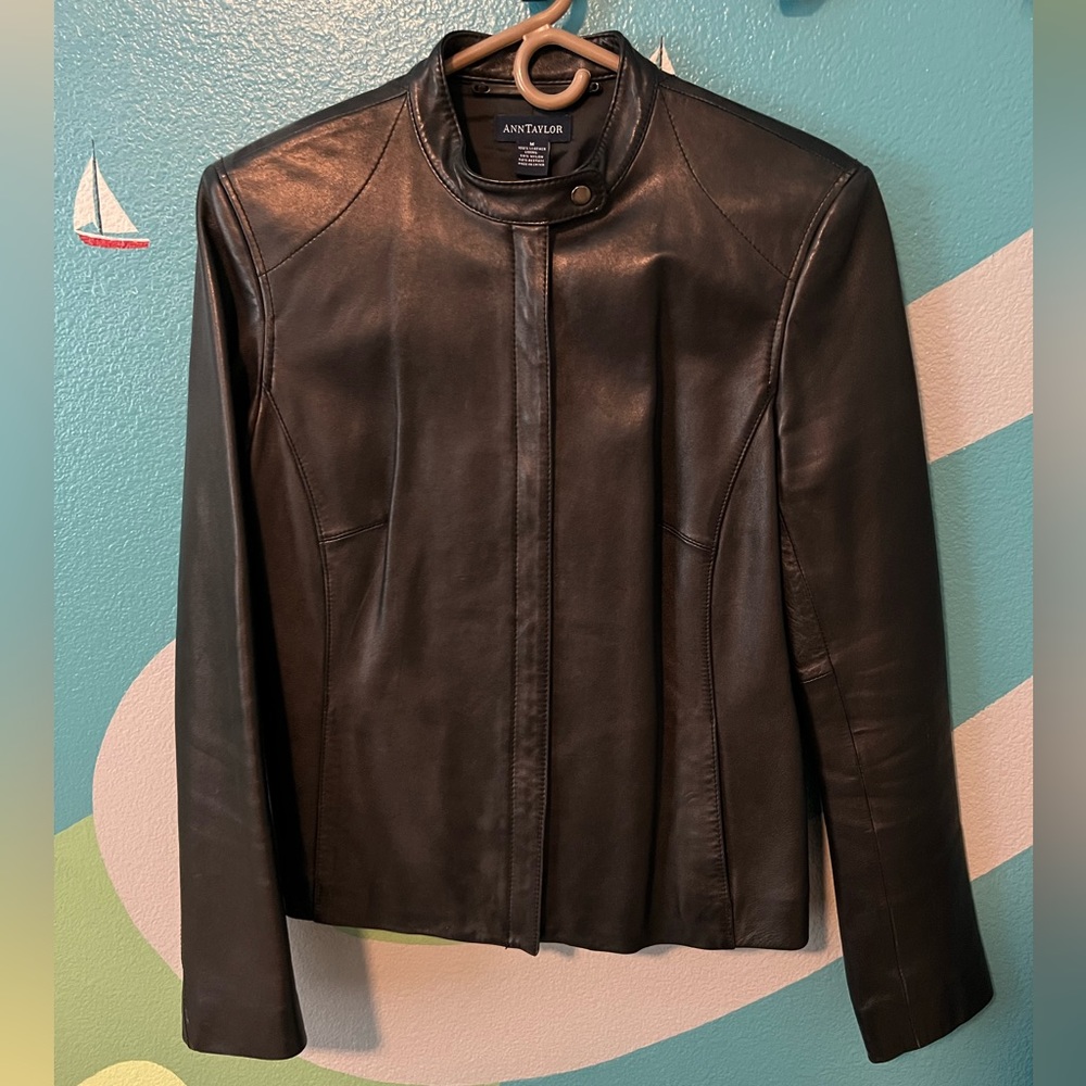 🖤 Ann Taylor Vintage Black Leather Jacket 🖤